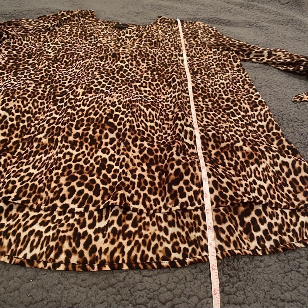 Worthington Leopard Print Top - Picture 9 of 10